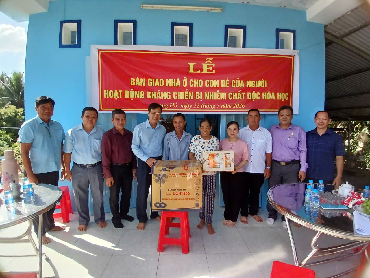 Long Hồ: tổ chức bàn giao nhà ở cho con của người hoạt động kháng chiến bị nhiễm chất độc hóa học