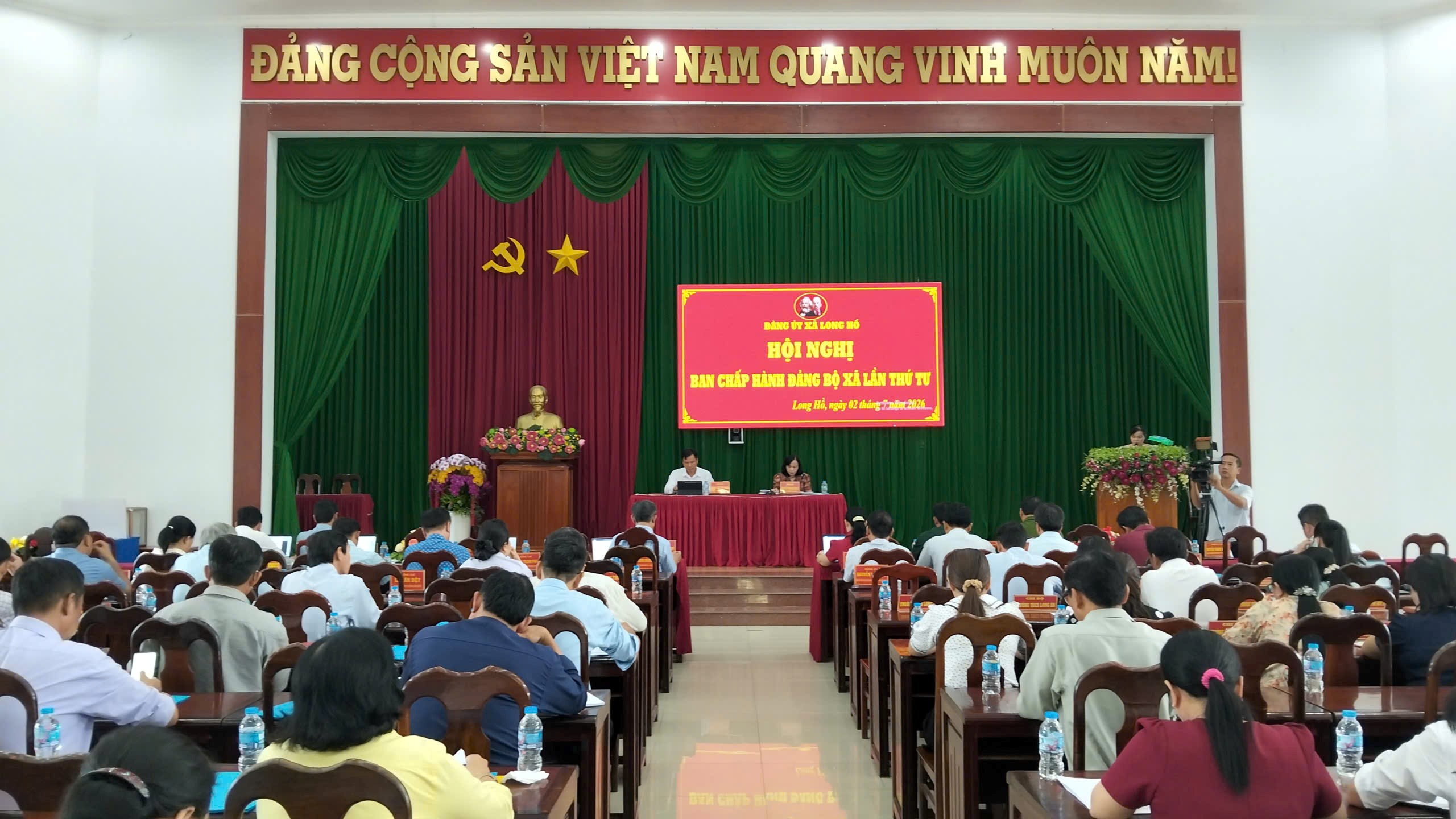 Long Hồ: Sơ kết tình hình thực hiện Nghị quyết 06 tháng đầu năm 2026